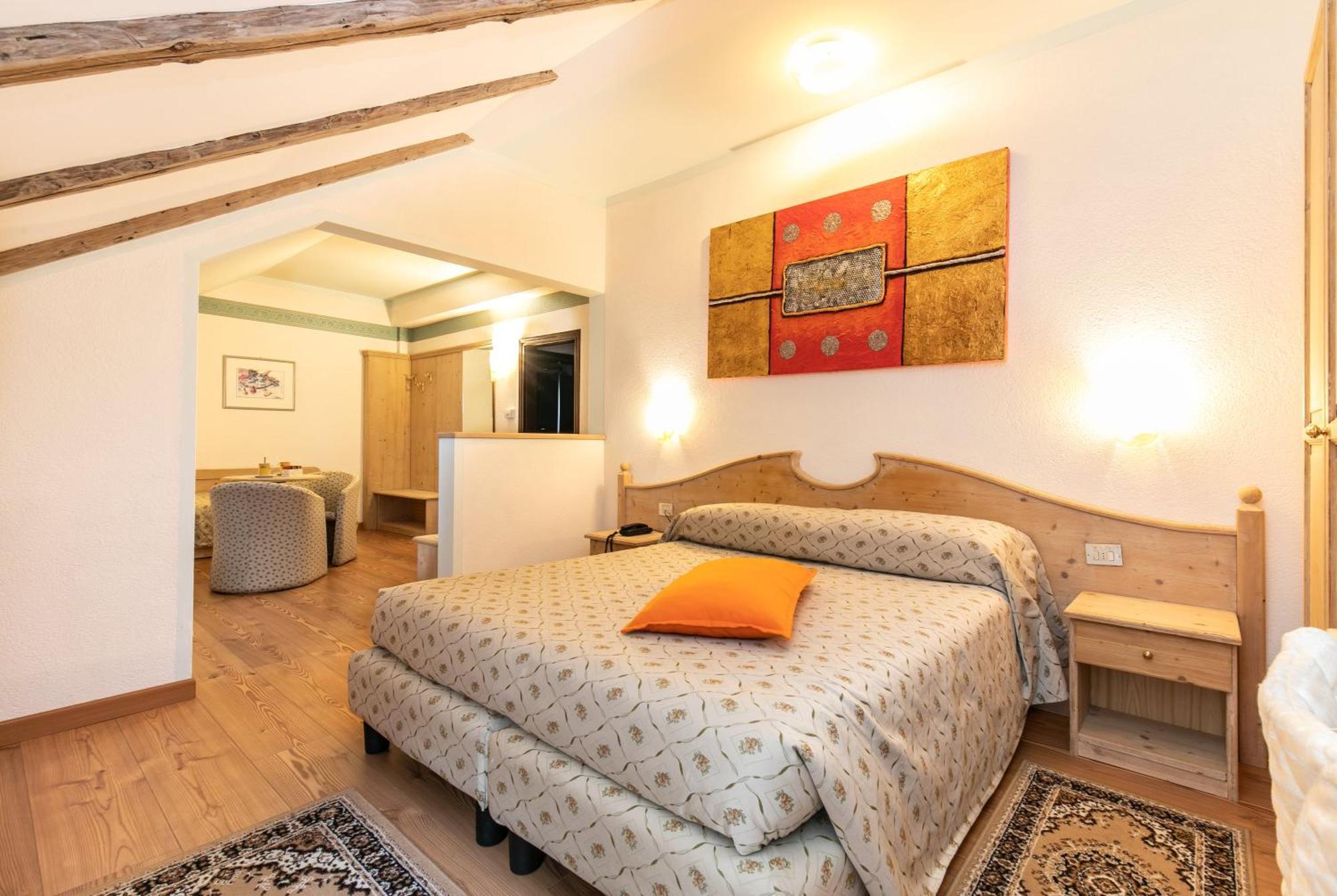 G. Hotel Des Alpes San Martino Di Castrozza Zewnętrze zdjęcie