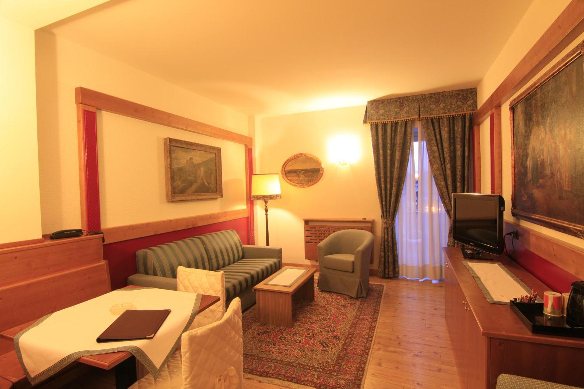 G. Hotel Des Alpes San Martino Di Castrozza Zewnętrze zdjęcie