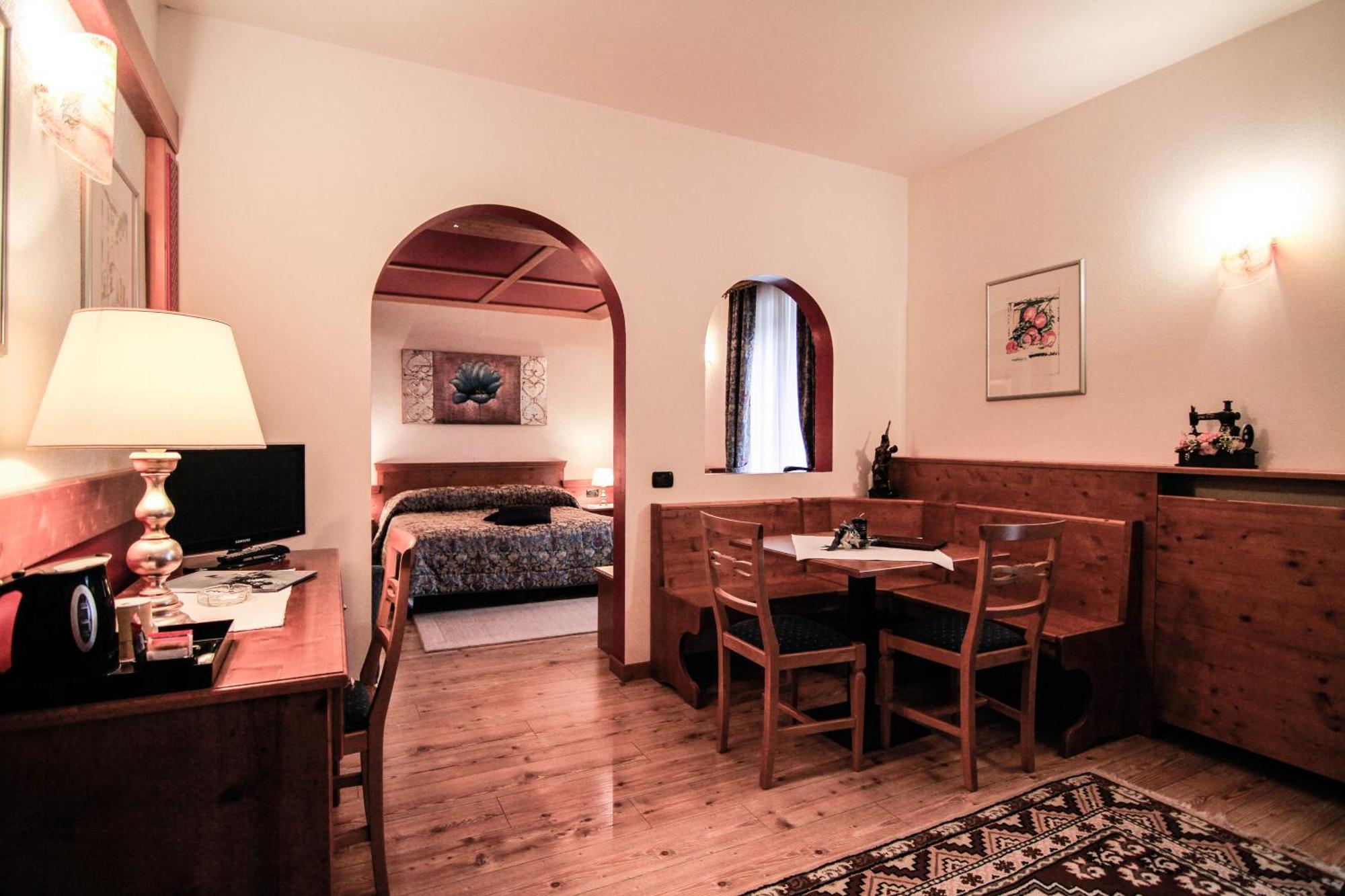G. Hotel Des Alpes San Martino Di Castrozza Zewnętrze zdjęcie